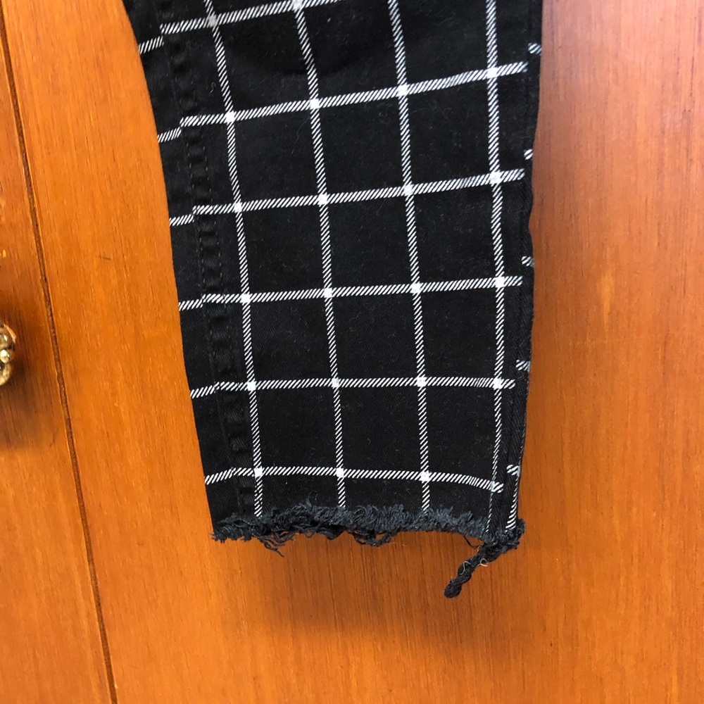 Grid Pattern Pants - Picture 4 of 6
